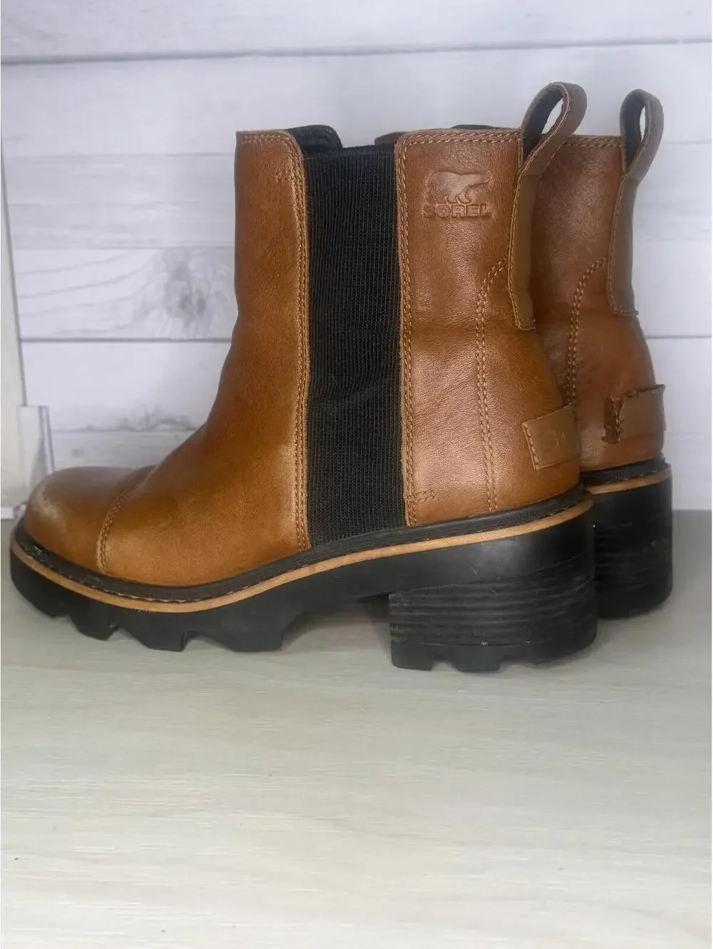 Sorel Women's Tan Leather Chelsea Boot